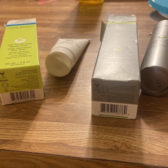 *NWT* TWO products- Juice Beauty Moisturizer & Anti-Wrinkle Boost Serum - Picture 4 of 5
